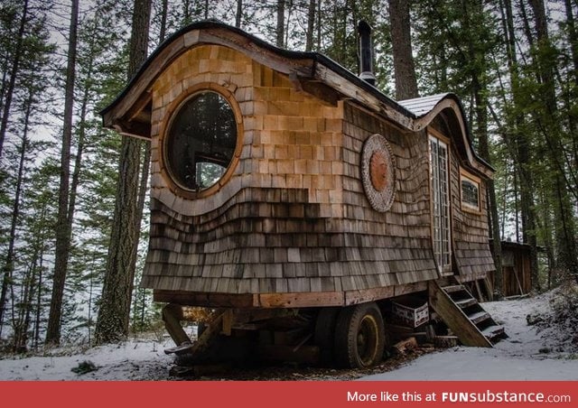 Portable cabin