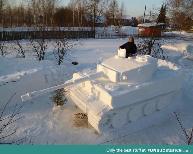Snow tank