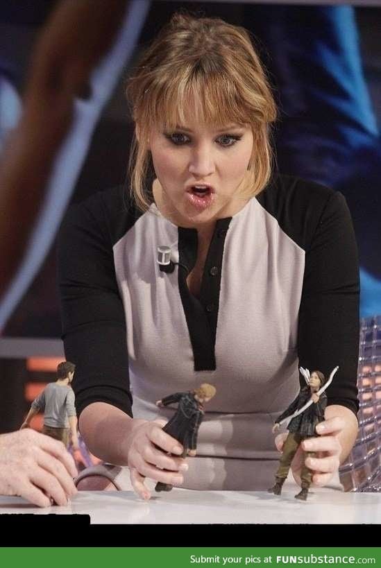 Leaked image of Jennifer Lawrence playing with herself!