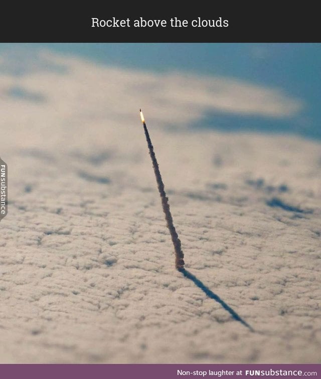 Amazing view of rocket leaving earth