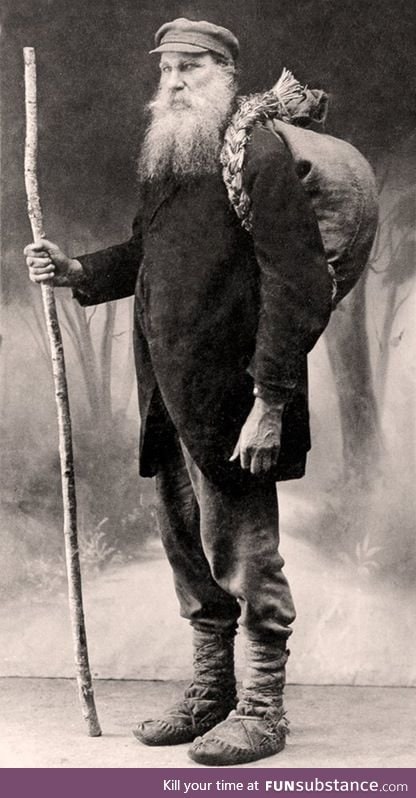 Book Smuggler Vincas Juska transporting Lithuanian language books into Lithuania, late 180