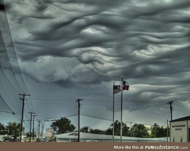 Asperatus clouds over Texas