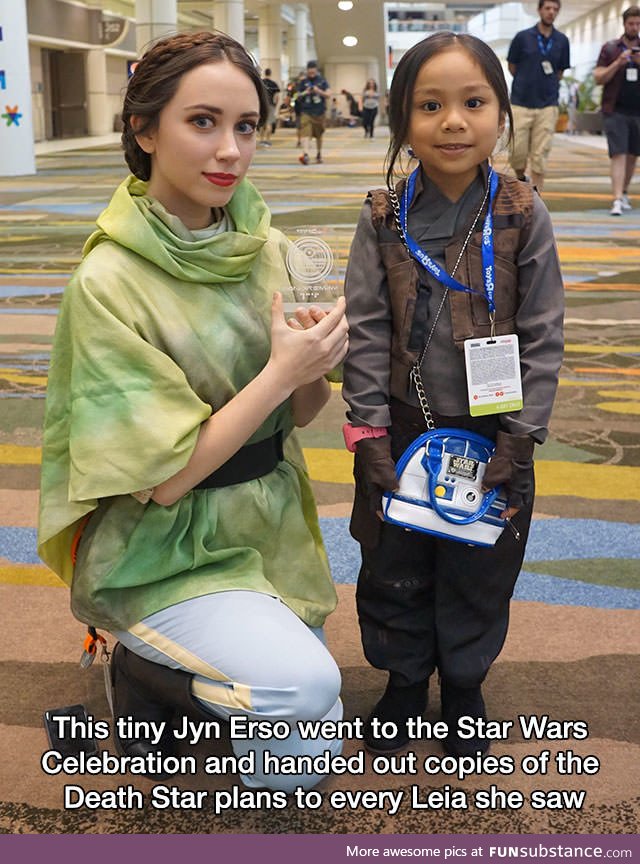 So cute! Rogue One cosplay