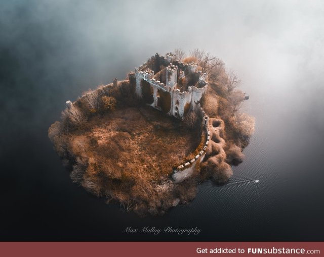 Castle Island in Ireland by @ihaveadarksoul