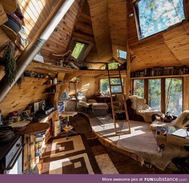 Wonderfully cozy cabin