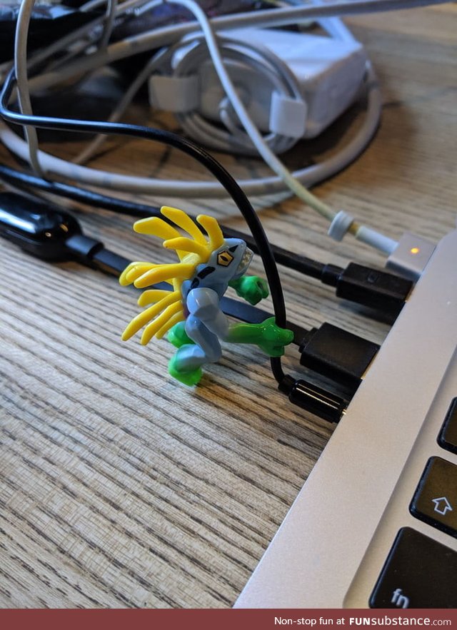 My headphones aren't working properly so murloc holds wire for me