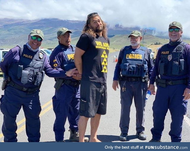 Jason Momoa arrested while defending sacred land in Hawaii