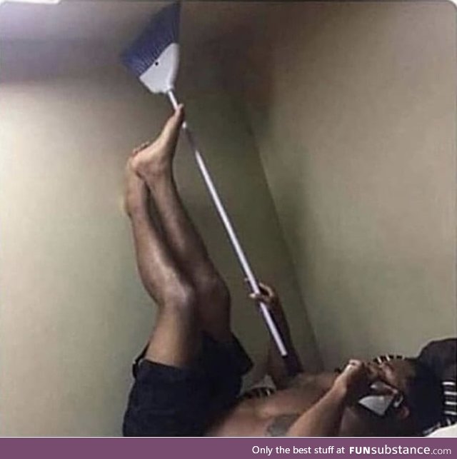 Ever been on such a loooooong call that you start doing weird stuff \("_)/