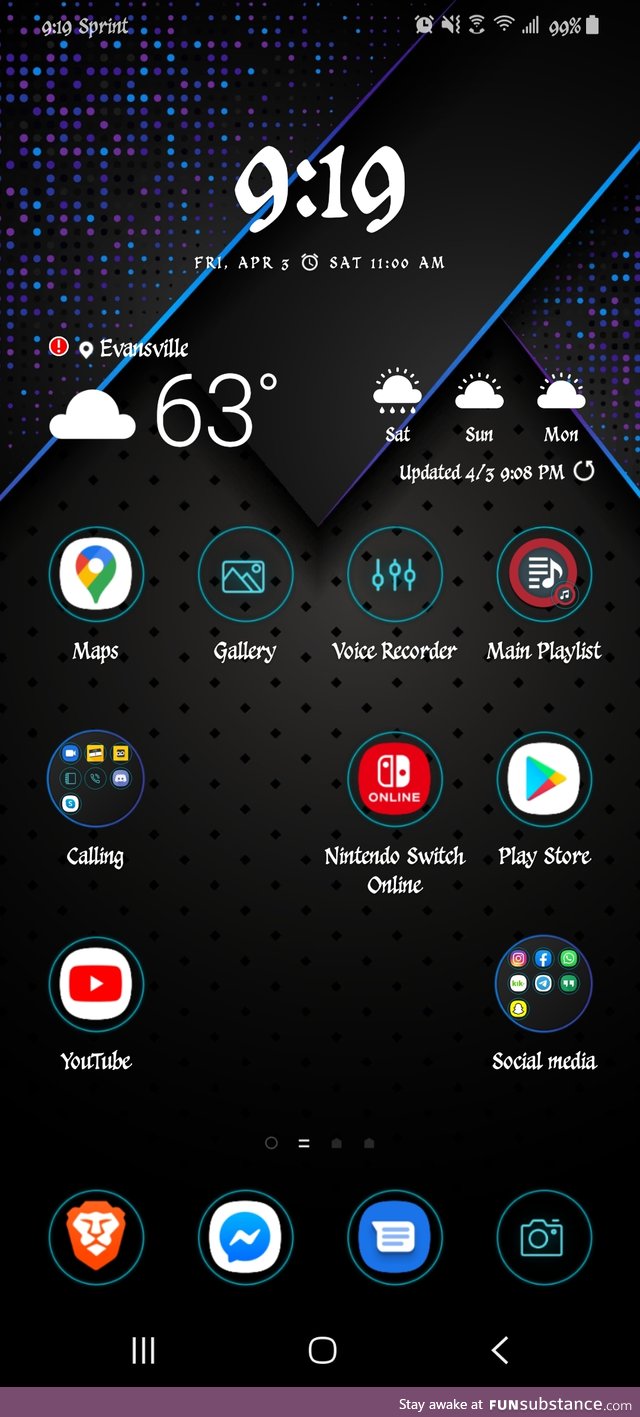 My wallpaper (what, I like basic themes)