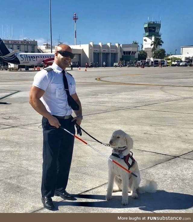 The best Halloween costume for airline pilots