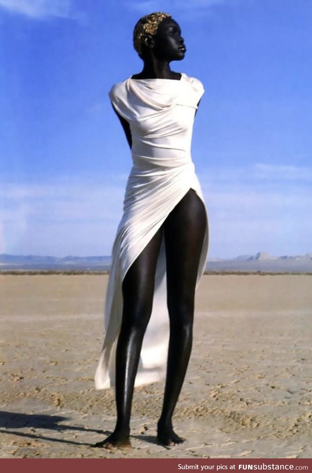 Alek wek