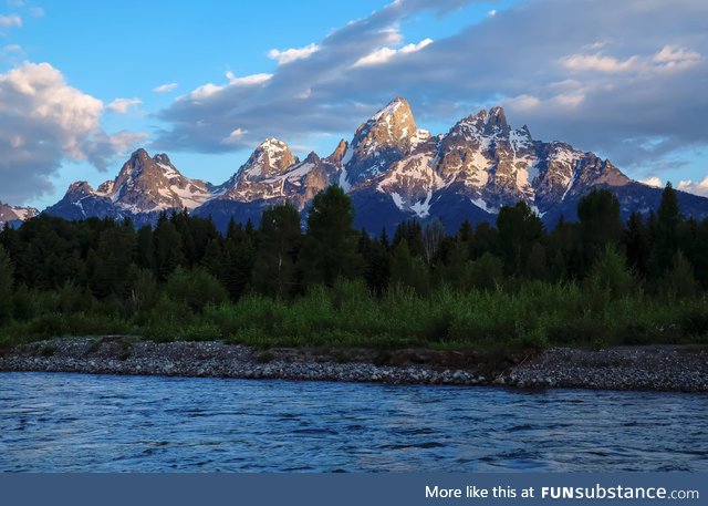 Floating on the Snake river with the best view