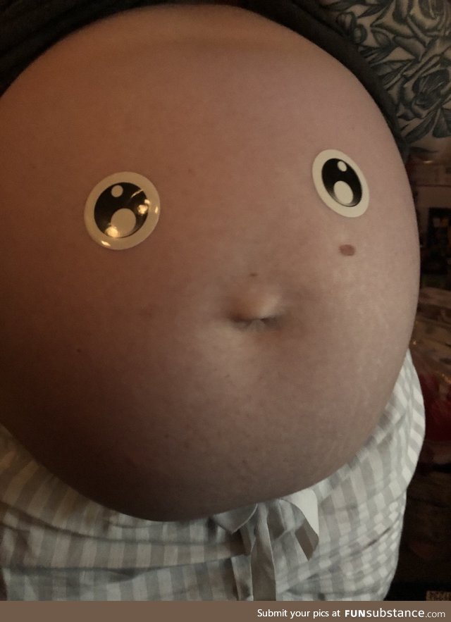 My girlfriend added stickers to her pregnant belly, and I’m crying