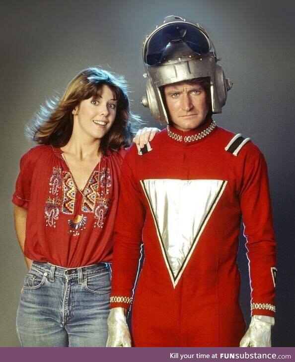 Mark Hamill and Carrie Fisher in a publicity shot for The Empire Strikes Back May the