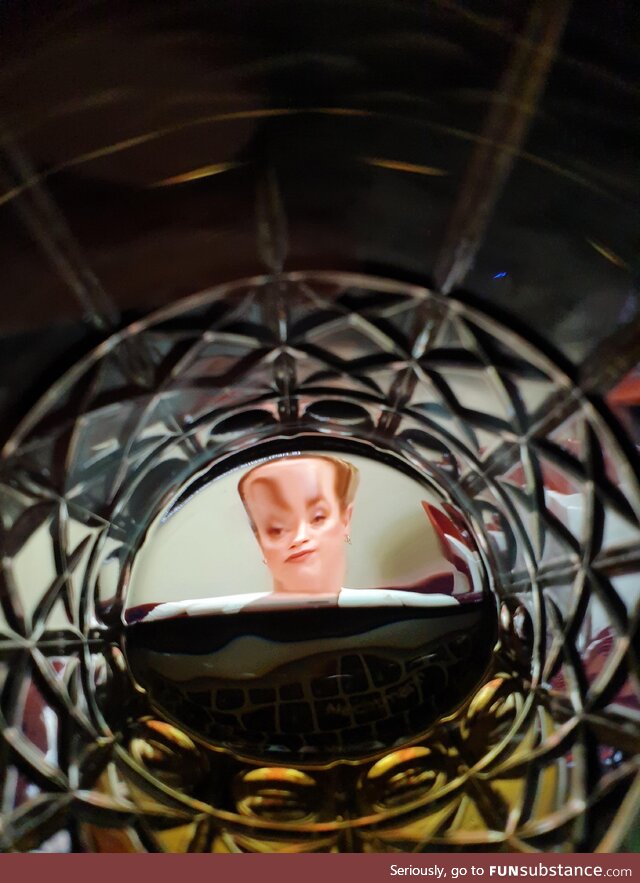 How me sipping whisky while watching the Amber Heard vs Johnny Depp trial made it even