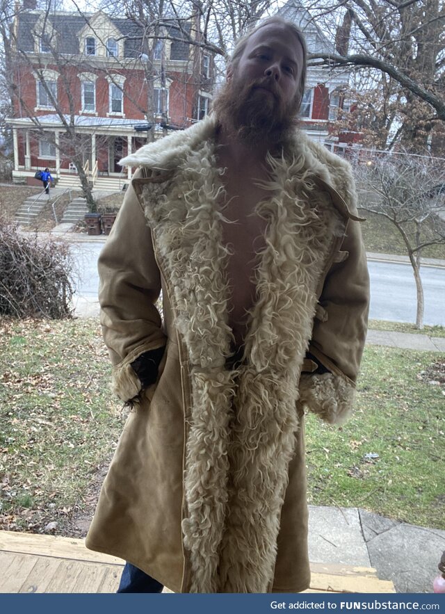 It took a month to get here from Ukrainian but my vintage 1973 Bekesh finally arrived