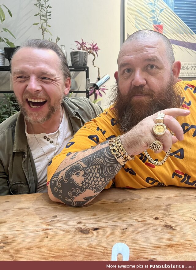 Nick Frost and Simon Pegg had lunch yesterday