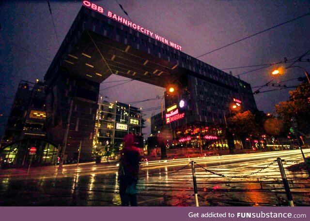 Long exposure on Bannhofcity wien west