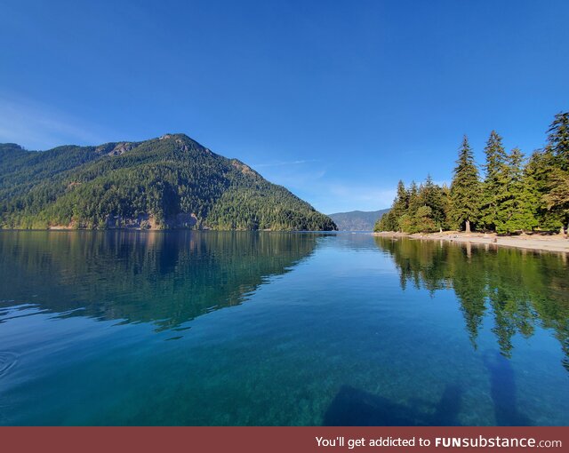 Lake crescent, wa, usa