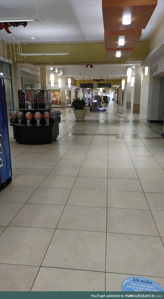 The death of the American mall. This was Friday night. In the 90s this would've been