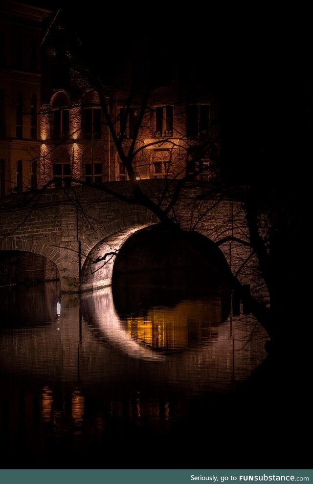 The "moon" - bruges