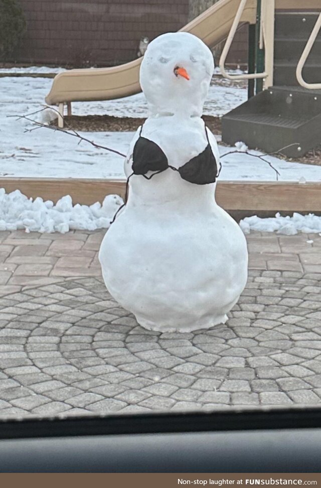 The kids in my neighborhood made a snowbabe