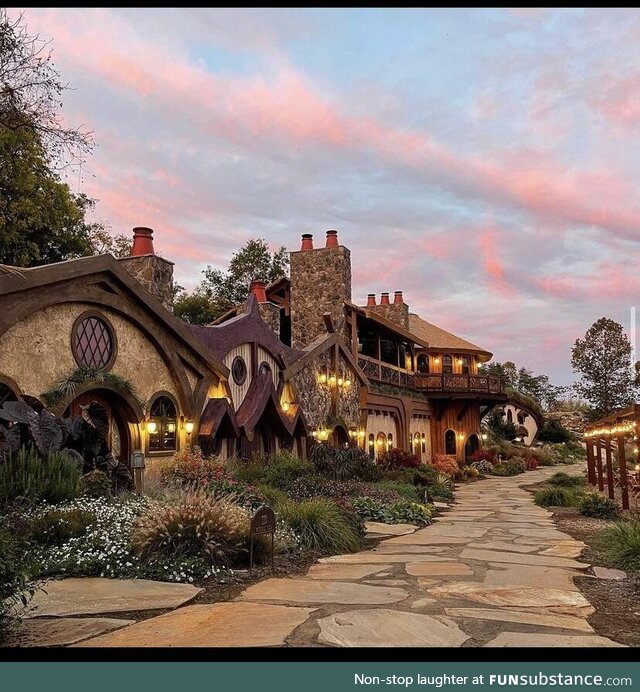 Been hunting for the perfect venue for years. THIS is where I’m getting married