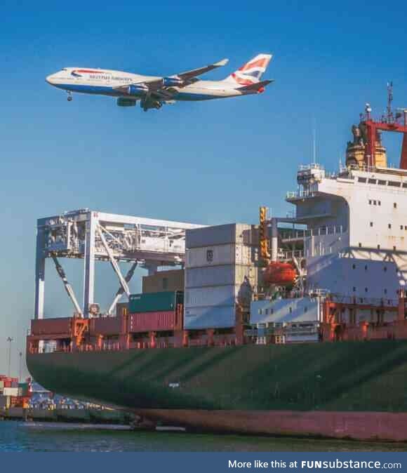 Air Freight vs. Ocean Shipping: https://bit.ly/air-freight-vs-ocean-shipping