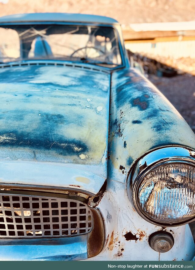 Found this gem rotting away in the Mojave desert near Nelson’s landing
