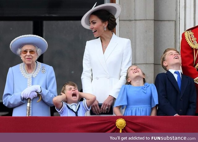 Prince Louis Reacts to Queen Elizabeth's Platinum Jubilee Celebration