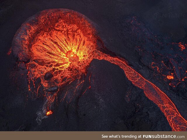 Incredible detail to stop and stare on this Icelandic volcano