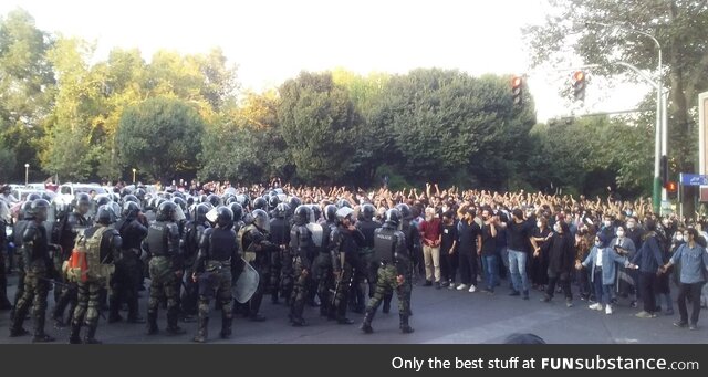 Iranians in Tehran, united against compulsory hijab