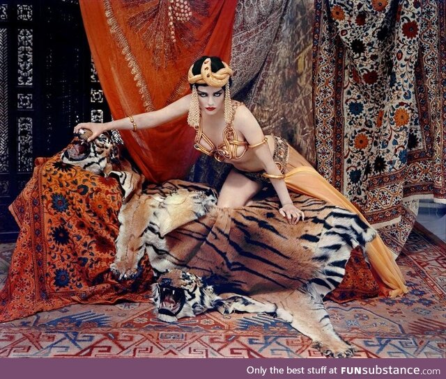 Marilyn Monroe dressed as silent film actress Theda Bara (1958)