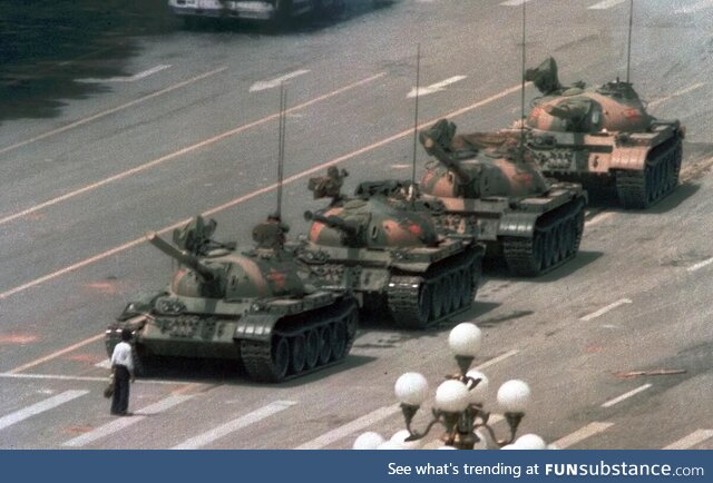 1989年天安门广场抗议和屠杀