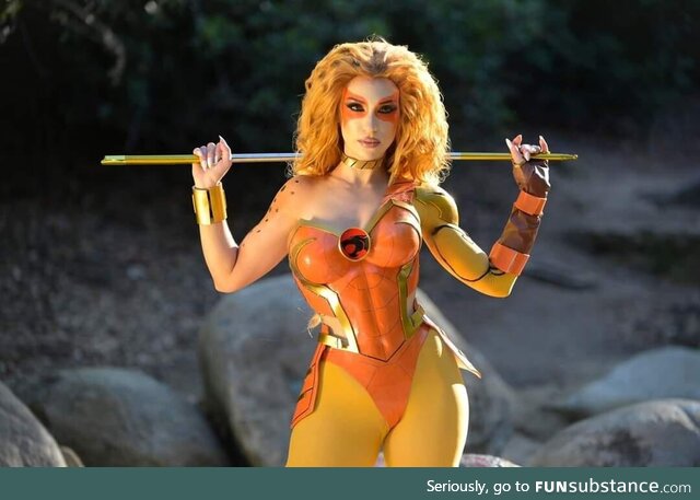 Cheetara from "ThunderCats", as cosplayed by GracieTheCosplayLass