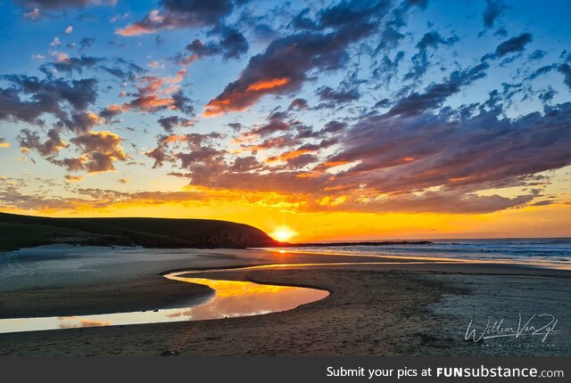 Sunrise on the KwaZulu-Natal coast, South Africa [OC]