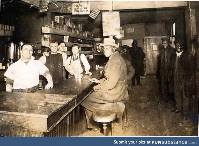 Greek American restaurant owners in the 1930s