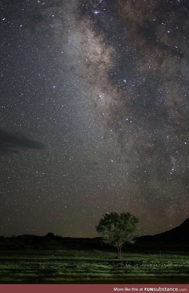 [OC] My first decent milky-way pic! This was last night outside Springerville, AZ
