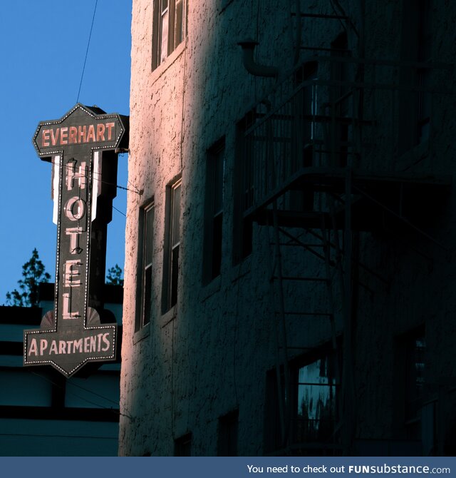 Took a photo of a local hotel in Grass Valley