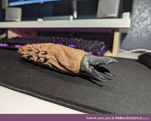 When your kid wants a toy that doesn't exist, but you have a 3D printer and some paint