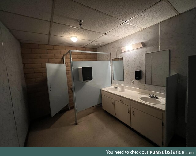 Scary business bathroom straight out of the 80’s