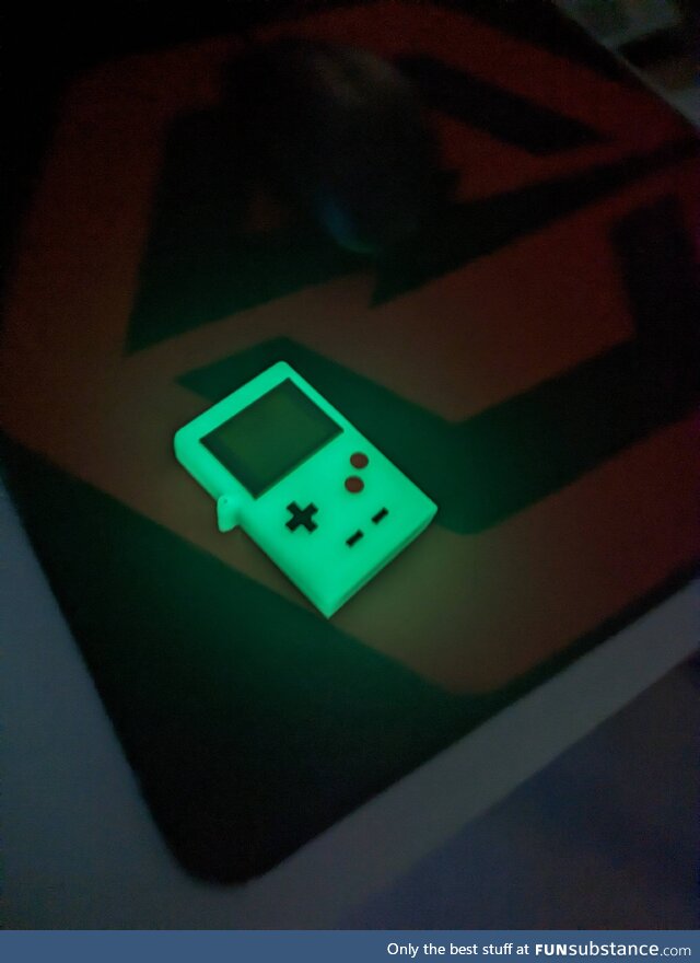 Glow in the dark GameBoy Lighter