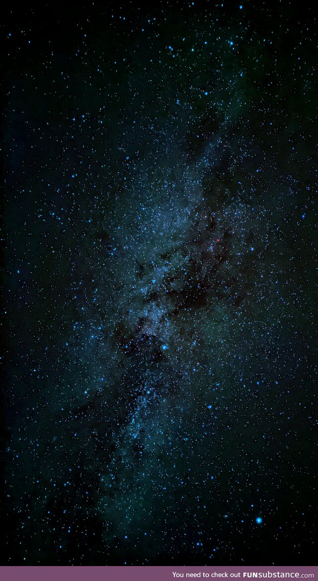 Milkyway picture. The red star is Garnet. The brightest star at the right/bottom is Vega