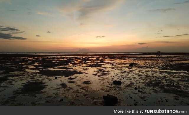 Low tide at the beach in Batangas