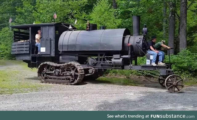 The Lombard lumber hauler. First vehicle to use continuous tracks for propulsion