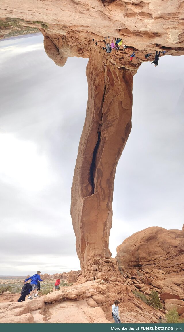 Vertical Panoramic at North Window in Moab makes an impossible scene [OC]