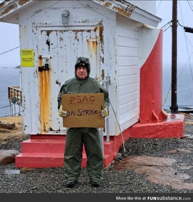 Lighthouse worker on strike in Canada