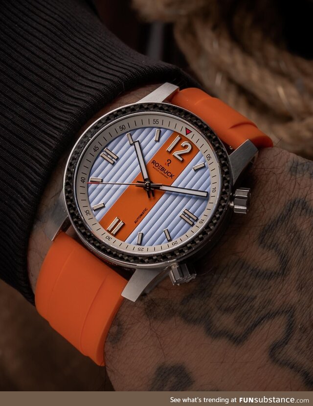 Capturing the corrugated dial work of the Roebuck Watch Company Diviso