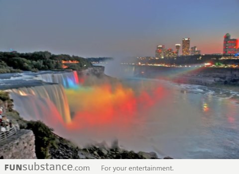Niagara Falls in a different light