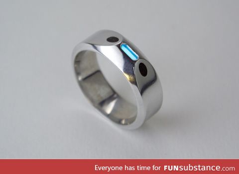 Wedding ring with glowing tritium